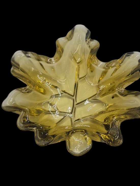 None Other - VTG Green Glass Maple Leaf Candy Dish Mid-Century Fall Trinket Bowl 8.5" X9"